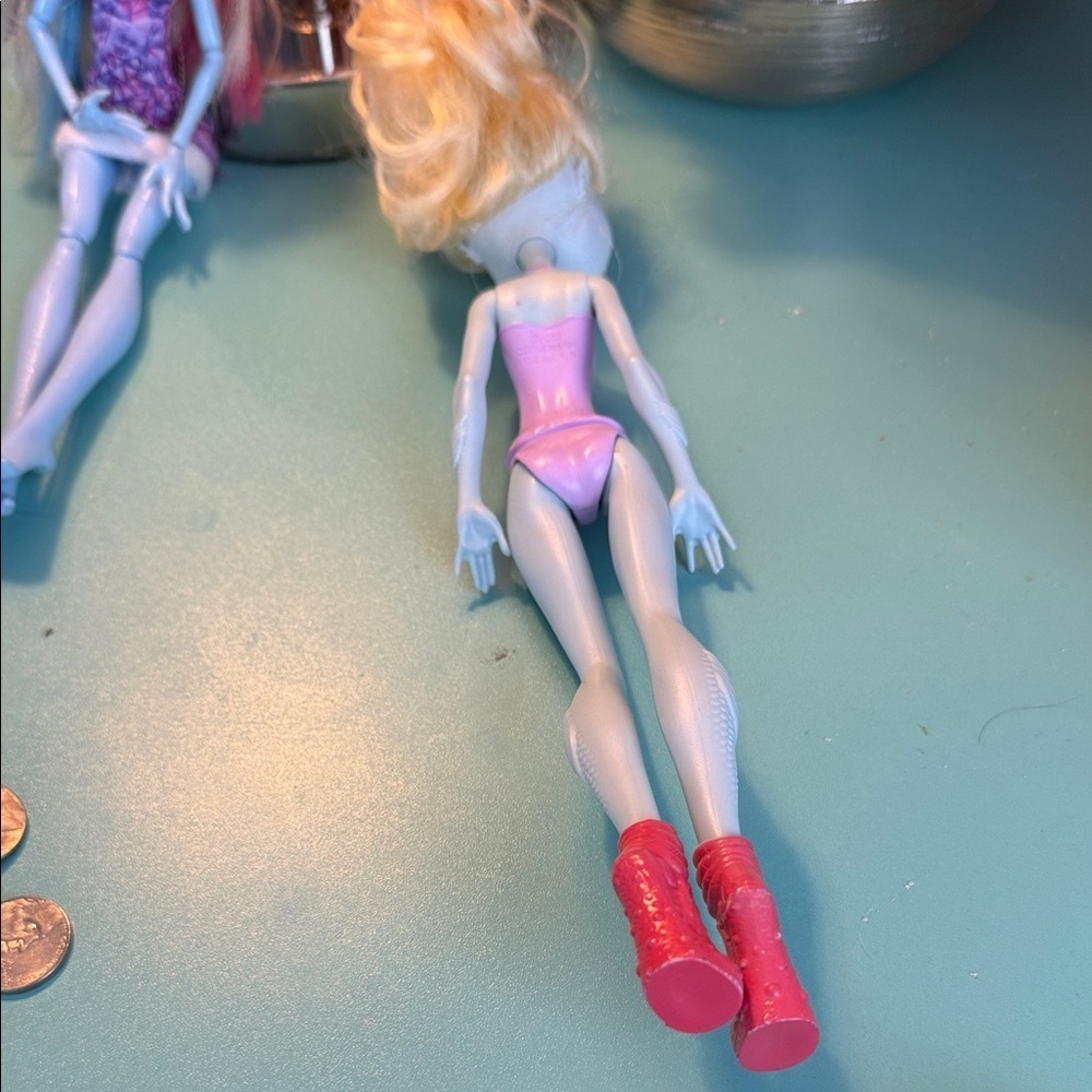 Monster High Draculara Fashion Dolls toys lot of 2 girls aqua designer dress - Picture 4 of 7
